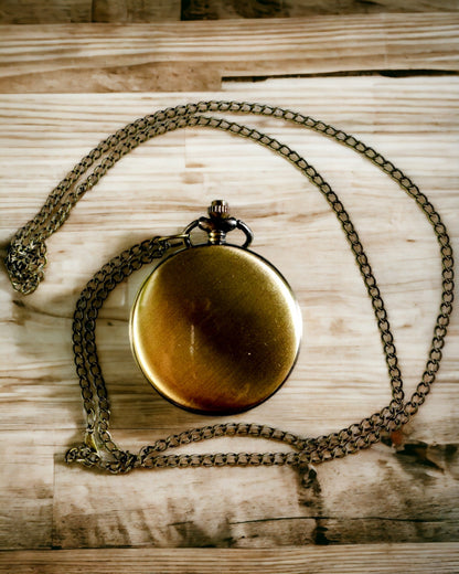 Taschenuhr im Vintage-Stil mit Personalisierungsmöglichkeit - gebürstetes Gold