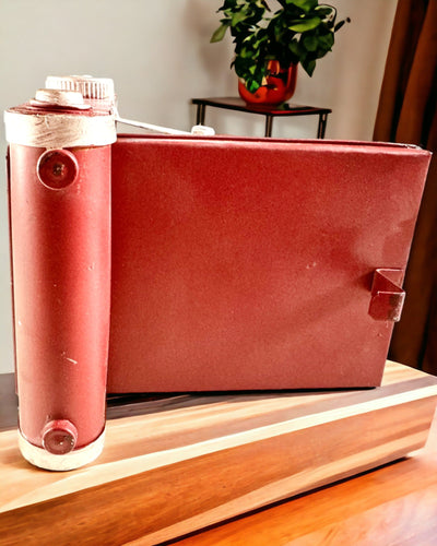 Vintage Vision: Dekorative Retro-Kamera mit Gravuroption