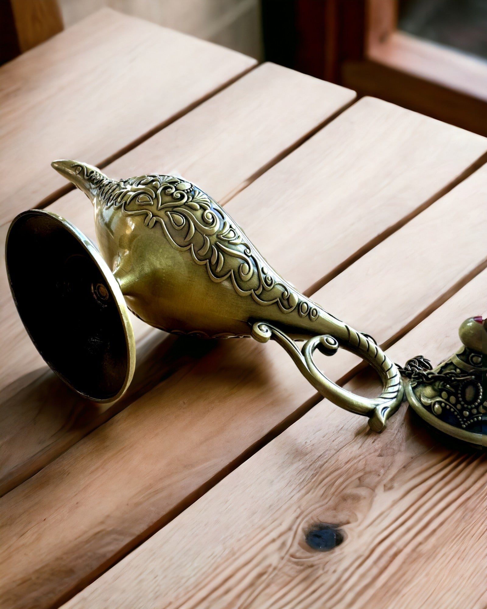 Magische Lampe von Aladin mit Gravuroption - Variante Geschreddertes Gold
