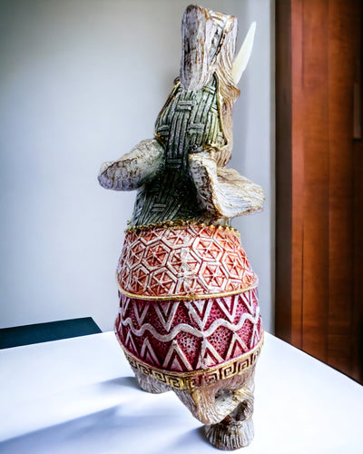 Elefantenwächter – Dekorativer Elefant aus Harz mit Gravurmöglichkeit