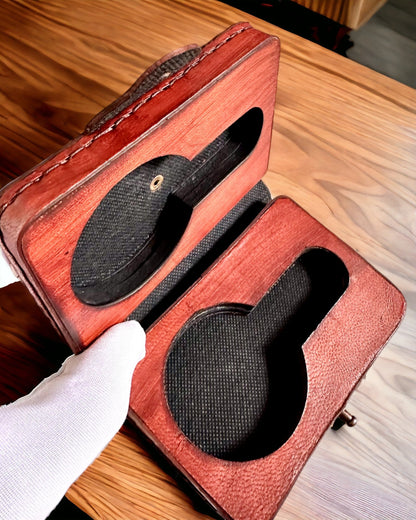 "Komandorskie Etui" – Handgefertigtes Etui für Taschenuhr oder Kompass mit Personalisierungsmöglichkeit