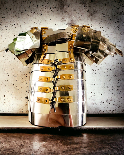 Stadtkrieger-Rüstung - Handgefertigt, Gravurmöglichkeit, Höhe ca. 40 cm