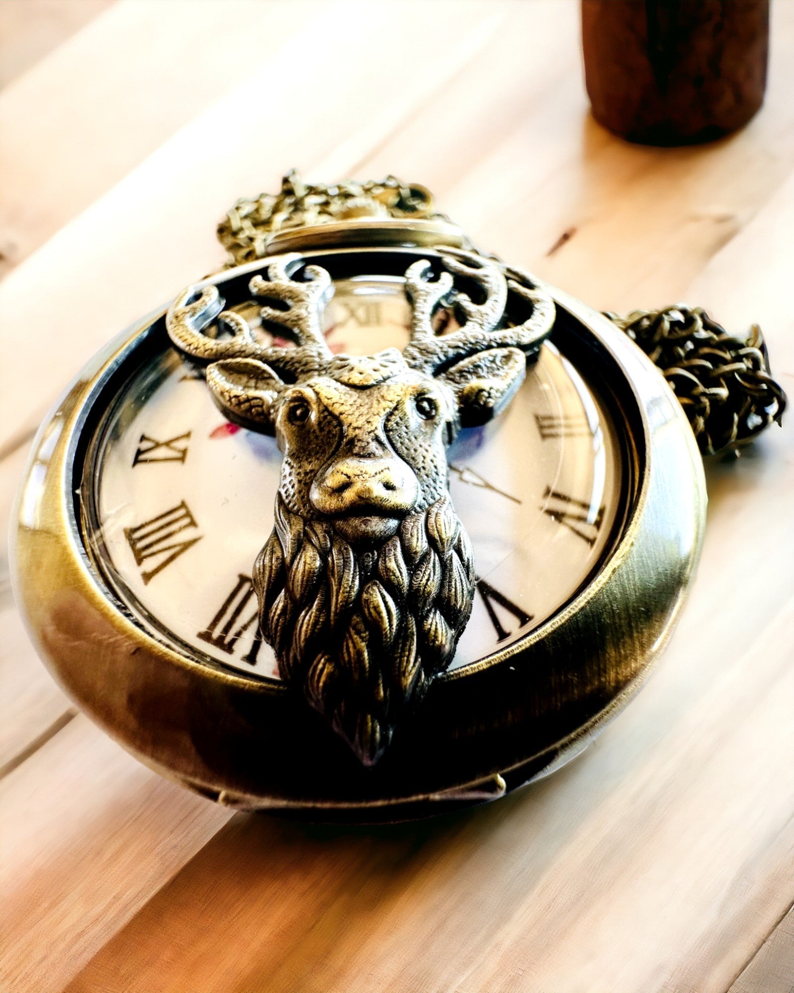 Taschenuhr "Leśny Strażnik" - Elegante Uhr mit Hirschmotiv, personalisierbar mit Gravur