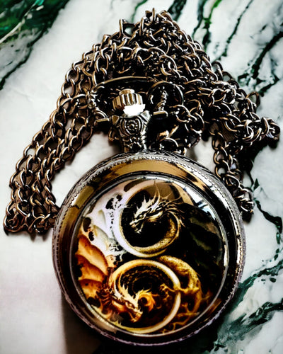 Taschenuhr "Drachen-Aura" mit Personalisierungsoption