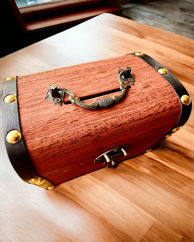 Magische Schatztruhe - Spardose, Personalisierung mit Gravur