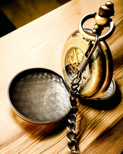 Klassische Taschenuhr "Vintage Elegance", Farbe Gold, mit Gravur personalisierbar