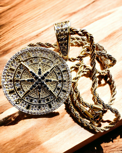 Halskette mit Kompass-Anhänger im Glamour-Stil mit Zirkonia für Damen und Herren - goldfarben, Gravur