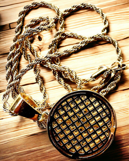 Halskette mit Kompass-Anhänger im Glamour-Stil mit Zirkonia für Damen und Herren - goldfarben, Gravur