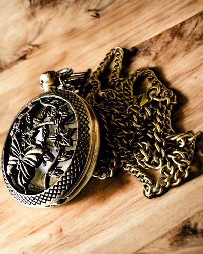 Taschenuhr "Schmetterling Eleganz" mit Gravurpersonalisierung