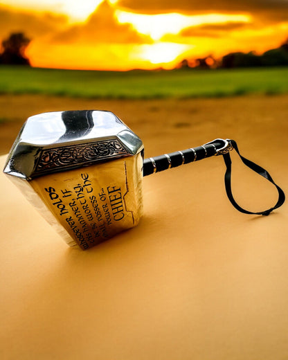 Thors Hammer "Chief" - Handgefertigter Handwerkshammer, Personalisierung mit Gravur als Geschenk