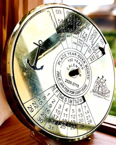 Ewiger Kalender Seefahrt – Messingkalender 100 Jahre – Gravur als Geschenk möglich