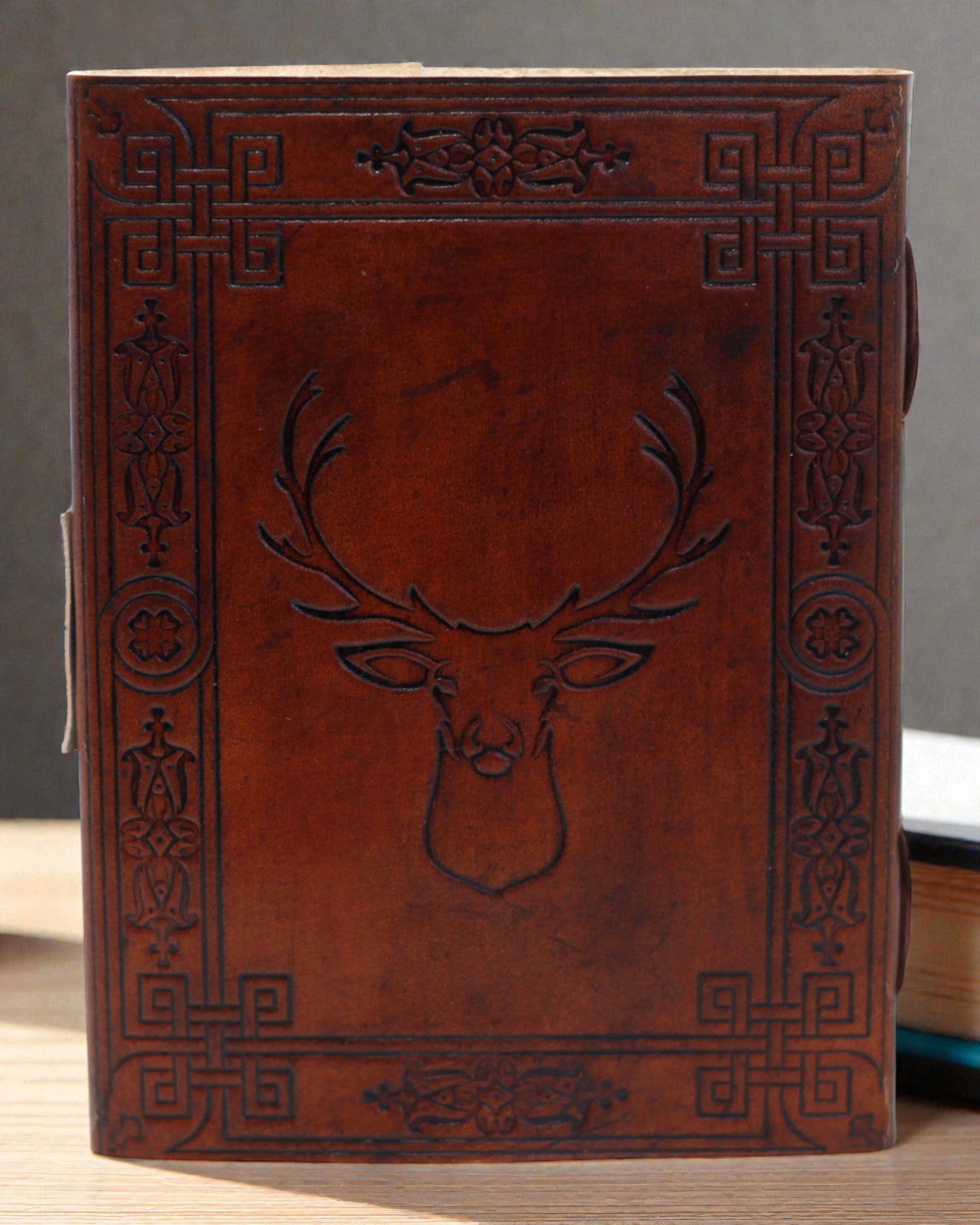 Cervus Spirit – Ledernotizbuch mit Hirschmotiv