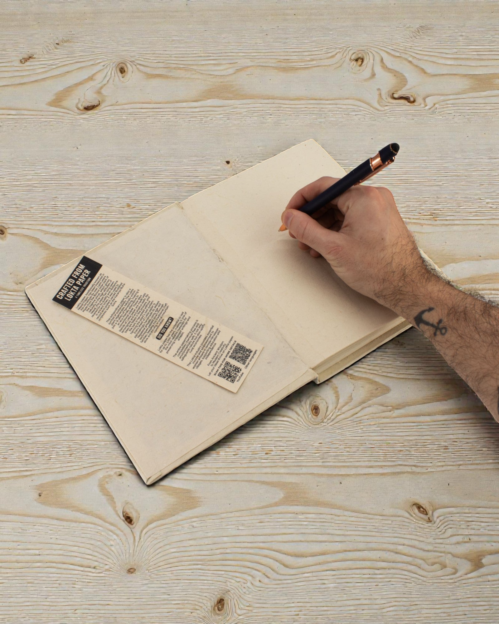 Großer Klemmbrett-Notizblock „Inspirationen“ – Das wirkliche Leben findet ohne Internet statt (45 Blätter, 21 x 15 cm)