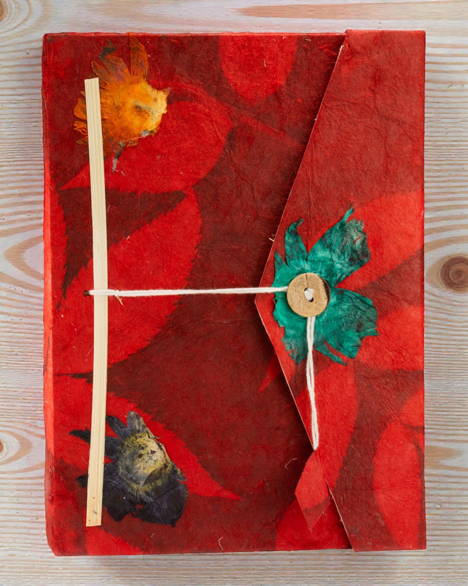 Lokta-Fettdruck-Blumennotizbuch – Groß (21x15cm) – 45 Blätter – inkl. Notizzeichen – Rubinrot