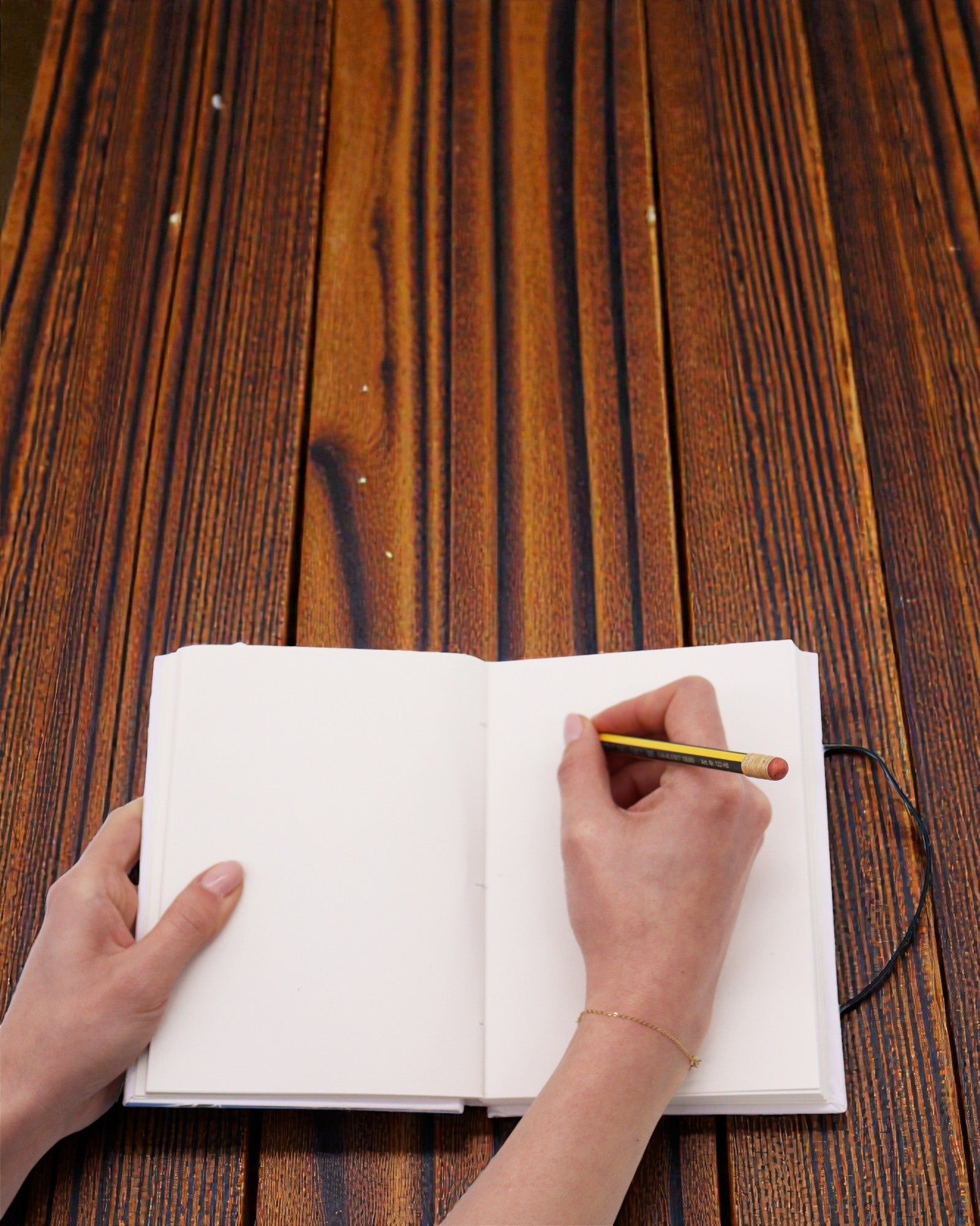 Wellen gemeinsam – kleines Notizbuch mit Band und Kokosknopf 18 × 12,5 cm, 200 Seiten