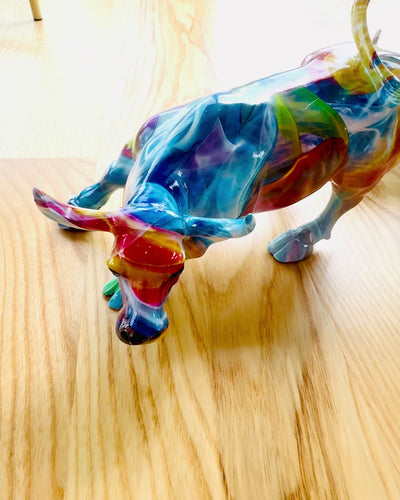 Dekorative Skulptur Stier "BullArt" – Einzigartige Kunst mit Gravuroption - 4 Farbvarianten, als personalisiertes Geschenk