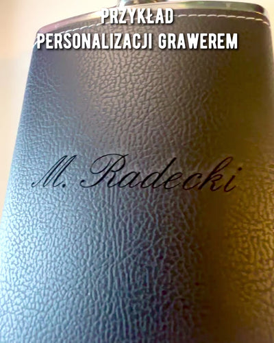 Flachmann-Set "Stilvoller Gentleman" - Möglichkeit zur Personalisierung mit Gravur als Geschenk