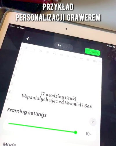 Vintage Vision: Dekorative Retro-Kamera mit Gravuroption