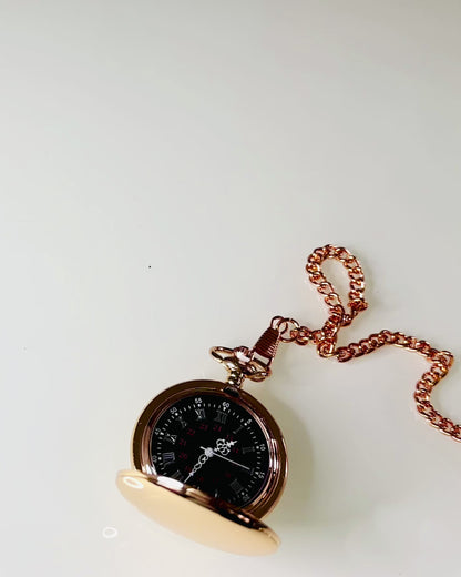 Taschenuhr im klassischen Stil – Roségold, Vintage-Eleganz