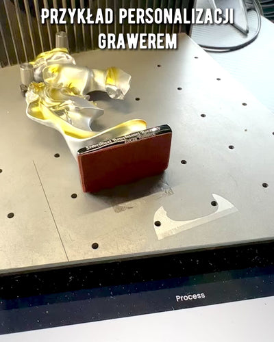 Figur "Eleganz in Stein" Farbe Silber - Dekorativ mit Gravuroption, 2 Größen zur Auswahl