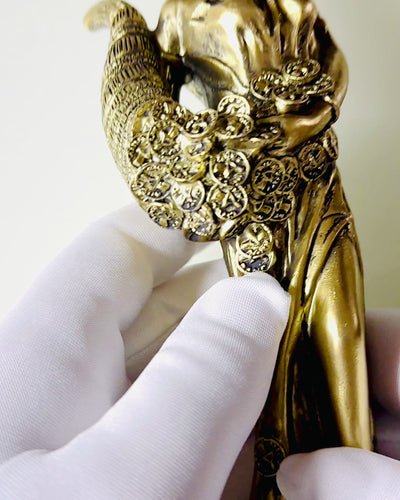 "Statue der Göttin Abundanz" - Dekorative Harzstatue des Glücks für Zuhause und Büro