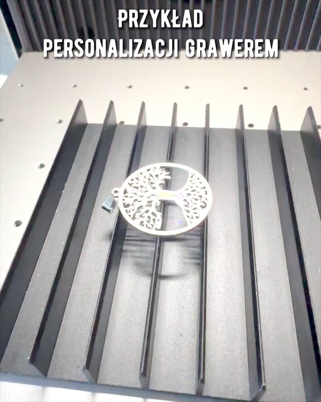 Halskette "Baum des Lebens" aus Edelstahl - Personalisierung mit Gravur, 2 Farbvarianten