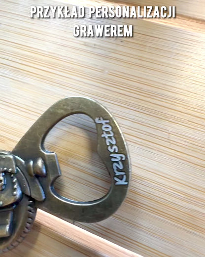 Flaschenöffner in Form eines Motorrads - Personalisierung mit Gravur als Geschenk