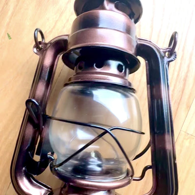 Stilvolle Retro-Segler-Öllampe DT245F mit personalisierbarer Gravur, ideal als Geschenk, aus Glas und Blech, Höhe 19 cm, maritimes Design  
