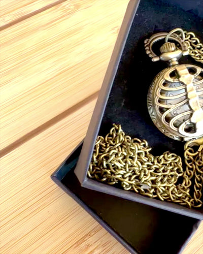 Taschenuhr "Rybia Łuska" mit Gravurmöglichkeit als Geschenk