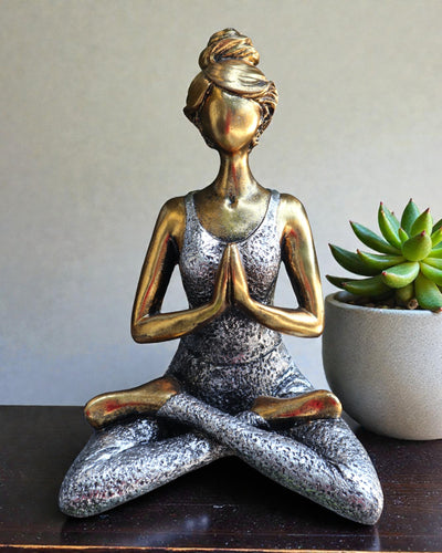 Frauenfigur 24 cm – Yoga Gold-Silberne Klassik